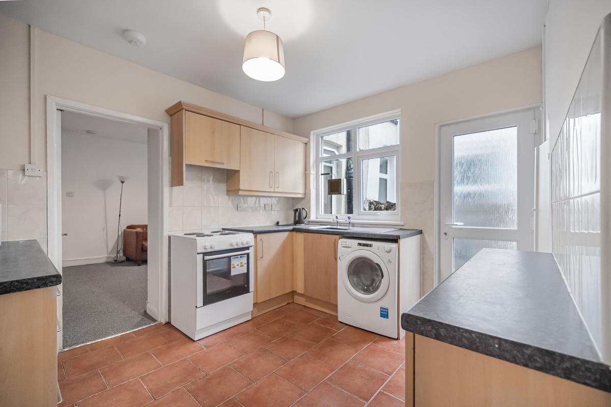 4 bedroom house on Queen Street, Treforest, Pontypridd