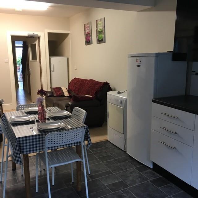 5 bedroom house for rent Alexander Terrace, Swansea, SA2 0DX UniHomes