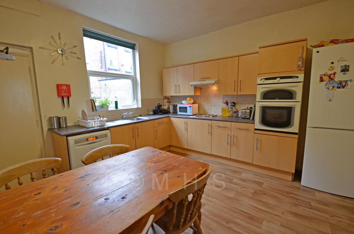 4 bedroom house for rent Norwood Place, Leeds, LS6 1DY UniHomes