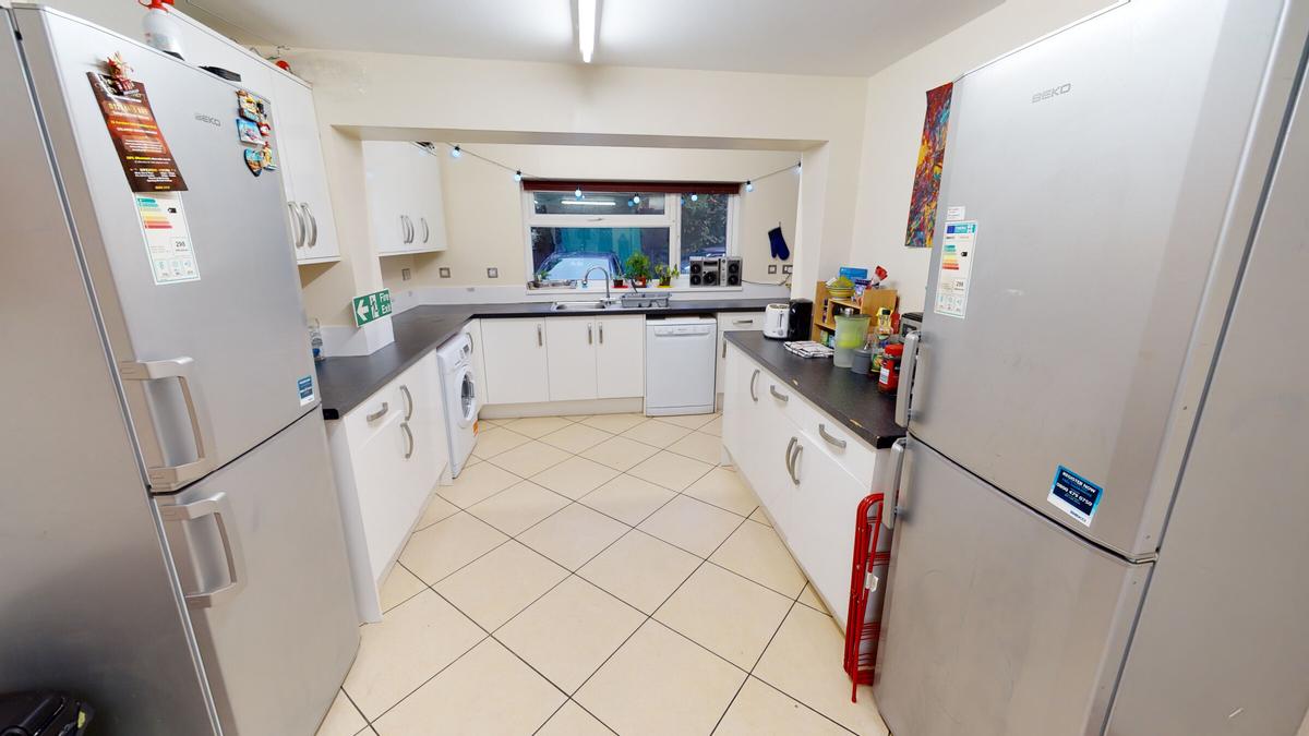 6 bedroom house on Rathbone Close, City Centre, Birmingham