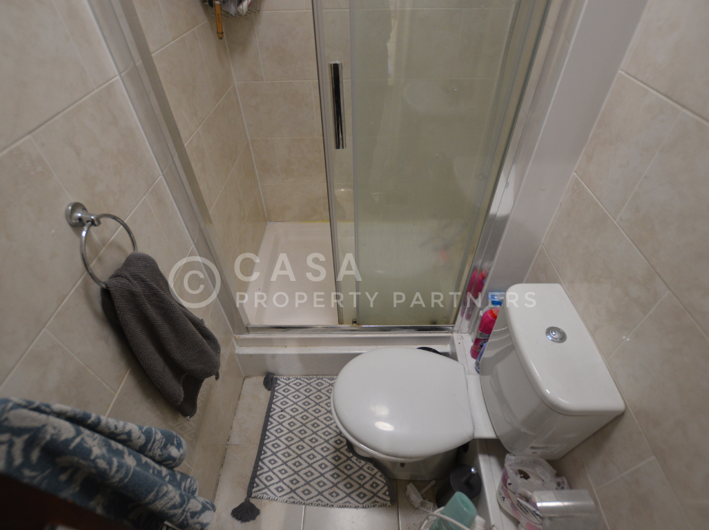 3 bedroom apartment for rent Montpellier Terrace, Leeds, LS6 2EX UniHomes