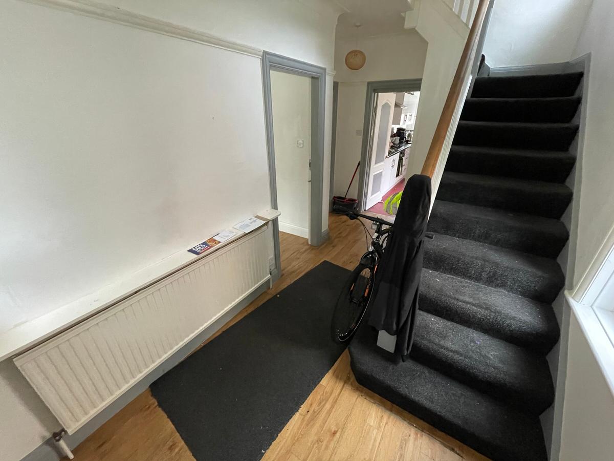 6 bedroom house for rent St. Chads Drive, Leeds, LS6 3PZ UniHomes