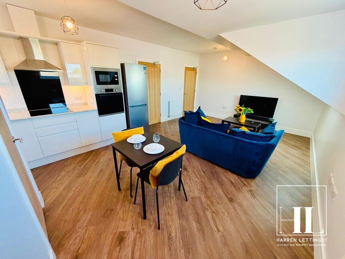 2 bedroom apartment on 45 Loughborough Road, West Bridgford, Nottingham