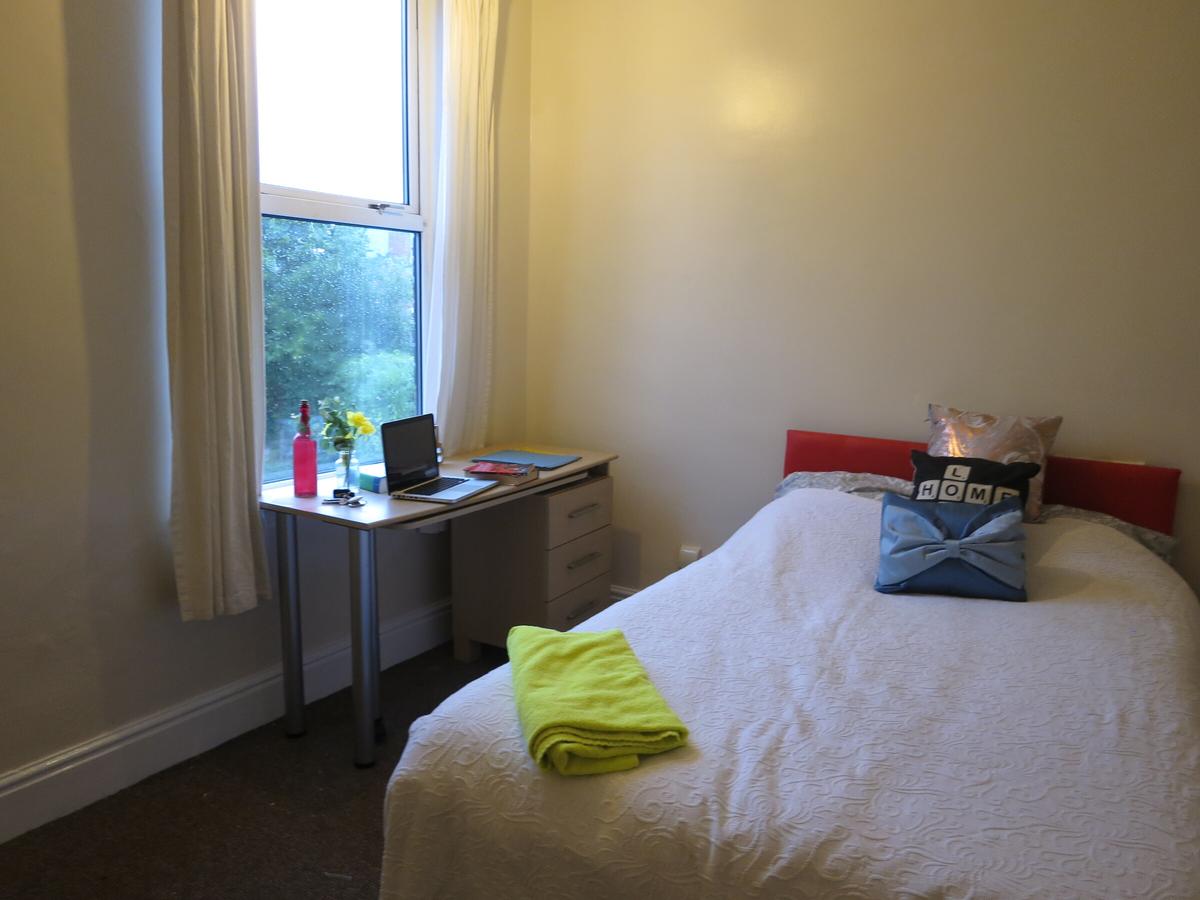 5 bedroom house for rent Radcliffe Road, Nottingham, NG2 5HG UniHomes