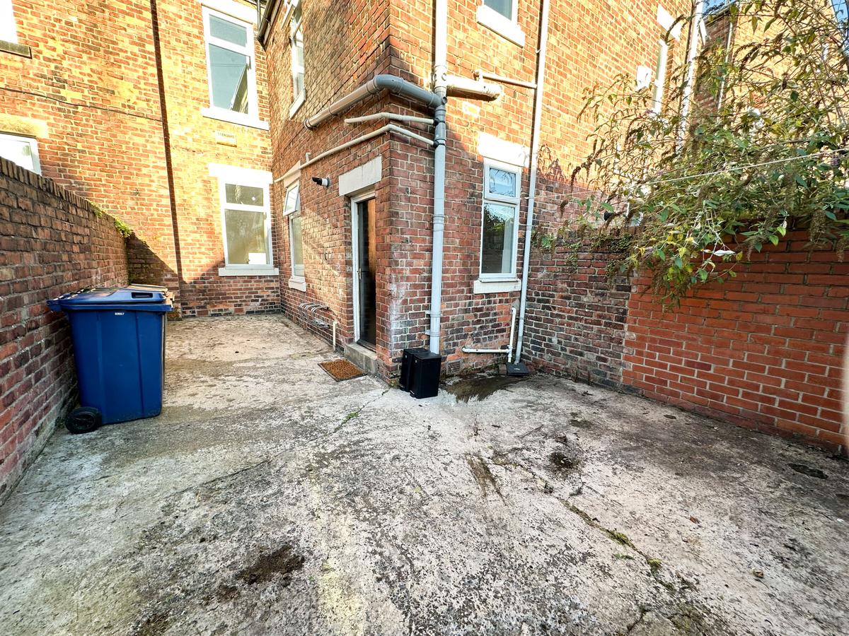 4 bedroom house for rent Gainsborough Grove, Newcastle, NE4 5PJ UniHomes