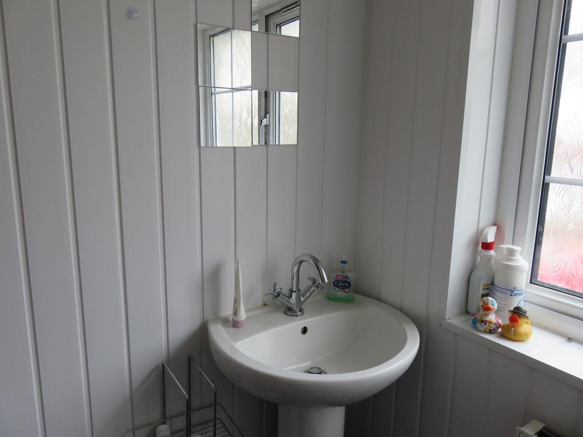 4 bedroom house for rent Rolleston Drive, Nottingham, NG7 1JS UniHomes