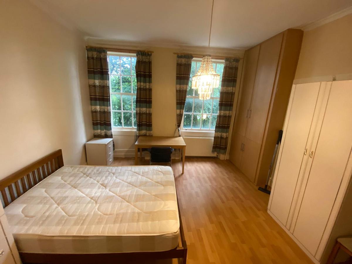 2 bedroom apartment for rent Blenheim Square, Leeds, LS2 9AR UniHomes