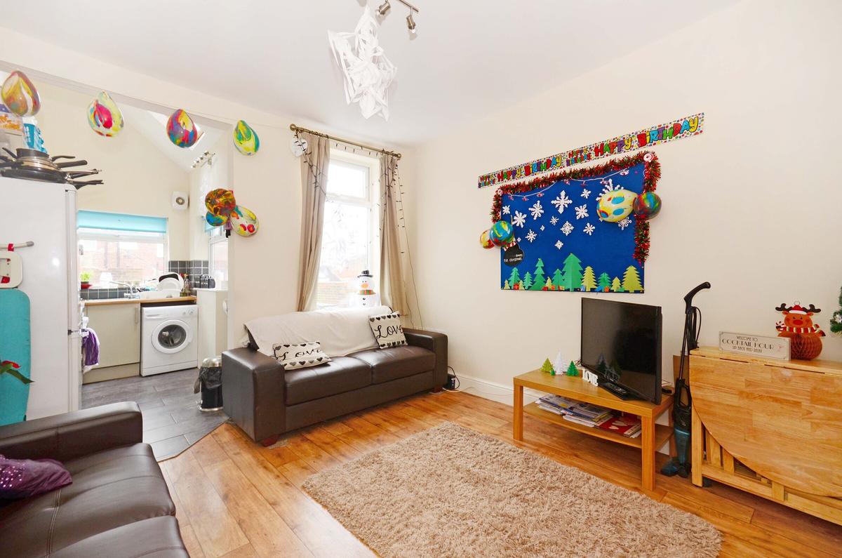 4 bedroom house for rent Denham Road, Sheffield, S11 8NE UniHomes