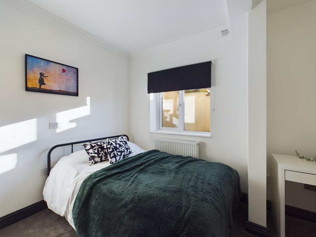 6 bedroom house for rent Monks Park Avenue, Bristol, BS7 0UN UniHomes