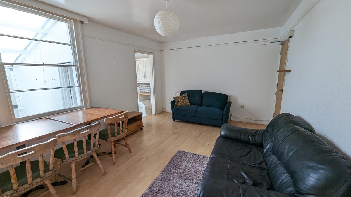 5 bedroom house for rent Brook Road, Bath, BA2 3RS UniHomes