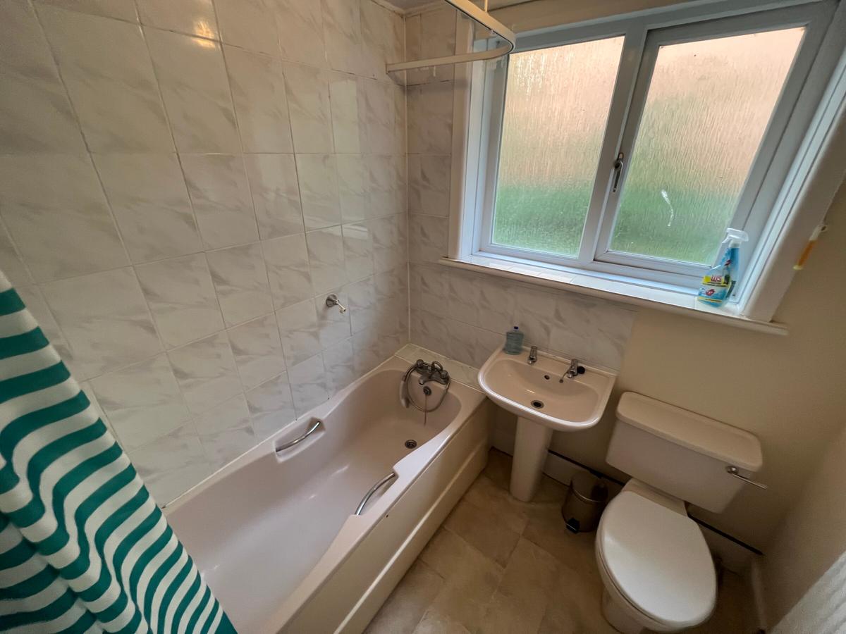 5 bedroom house for rent Maxwell Road, Bournemouth, BH9 1DQ UniHomes