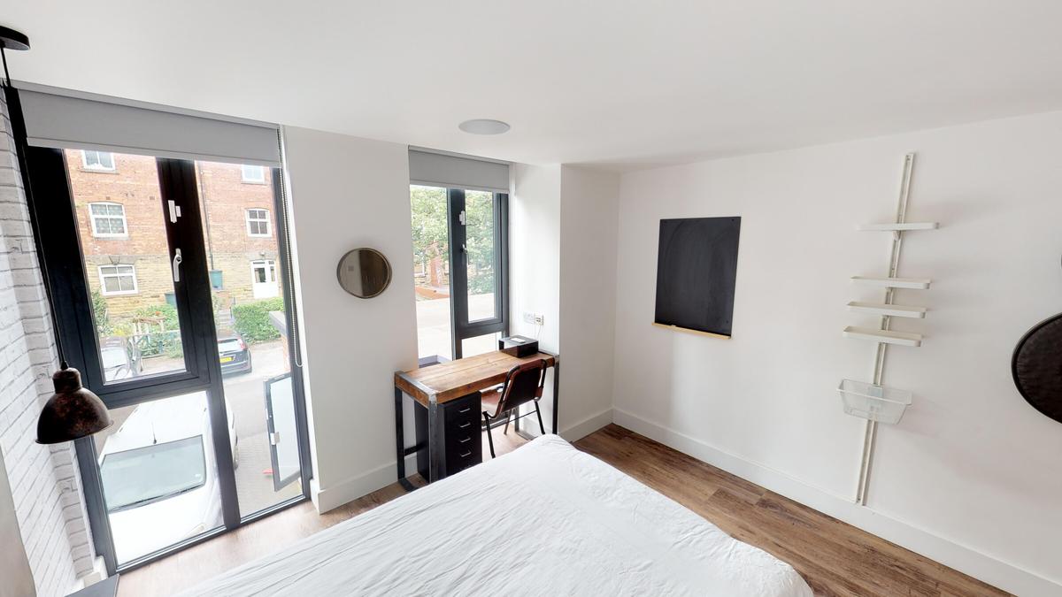 5 bedroom apartment for rent Moorland Avenue Flat 4, Leeds, LS6 1AP