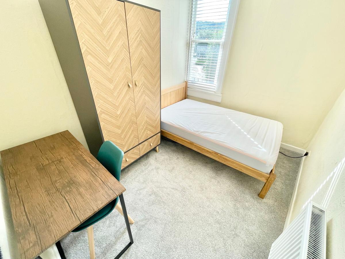 4 bedroom house for rent Hanover Place, Bath, BA1 6PJ UniHomes