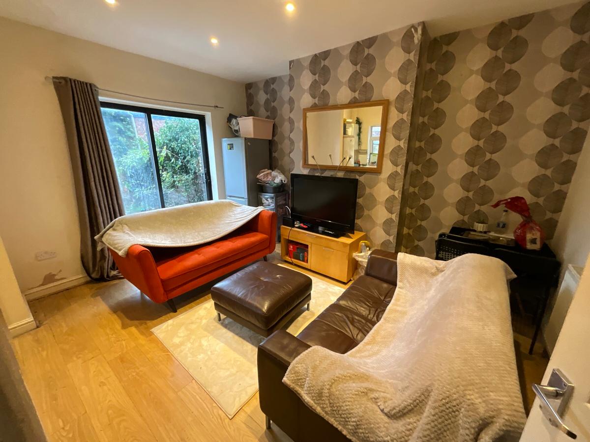 4 bedroom house for rent Allington Avenue, Nottingham, NG7 1JX UniHomes