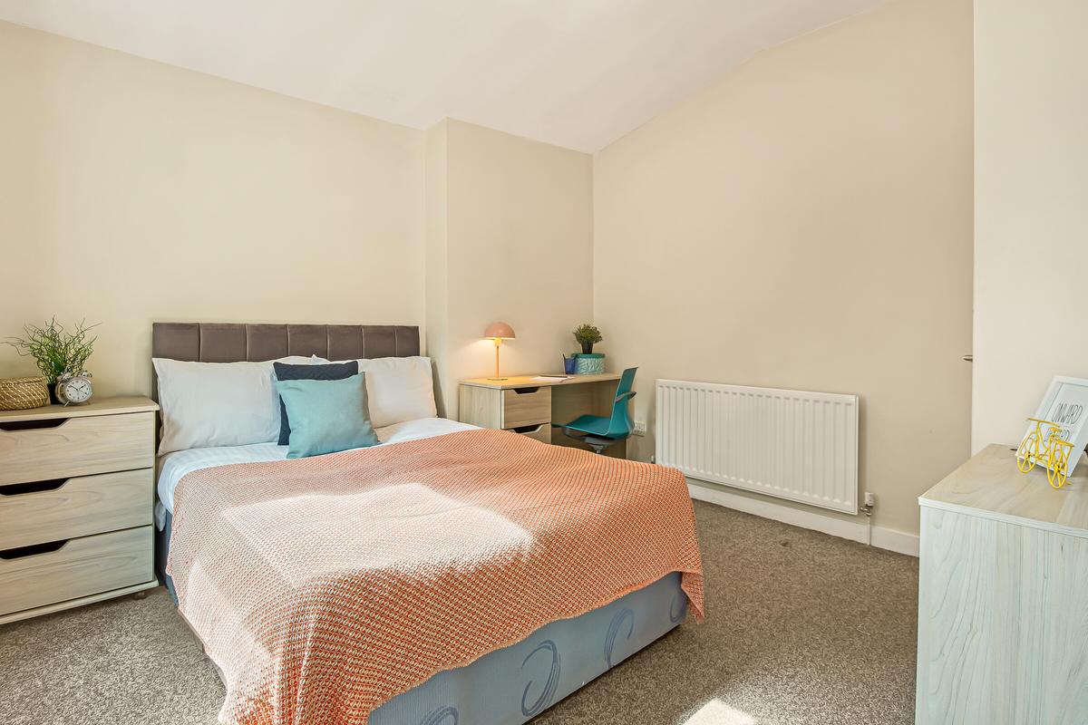 5 bedroom house for rent Brookfield Road, Leeds, LS6 4EJ UniHomes