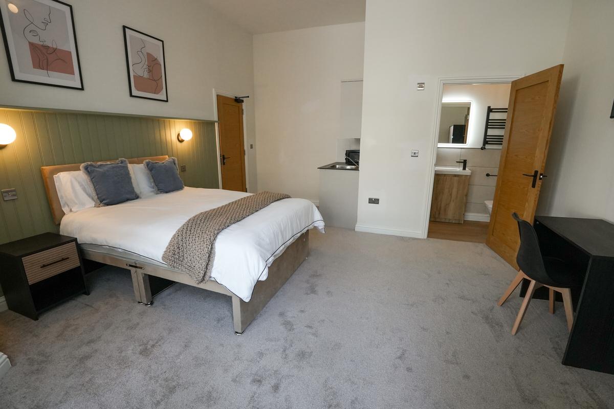 7 bedroom house on Henrietta Street, City Centre, Swansea
