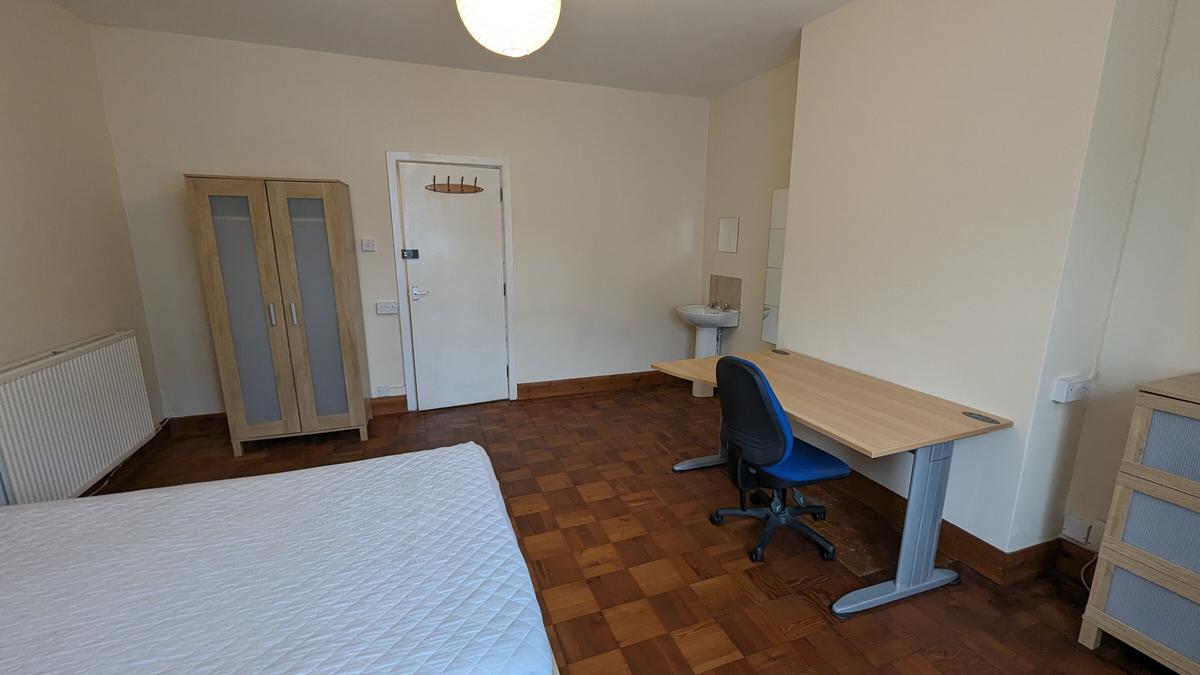 5 bedroom house for rent Lower Oldfield Park, Bath, BA2 3HS UniHomes