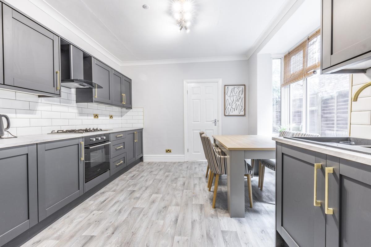 4 bedroom house on Heathcote Street, Beverley Road, Hull