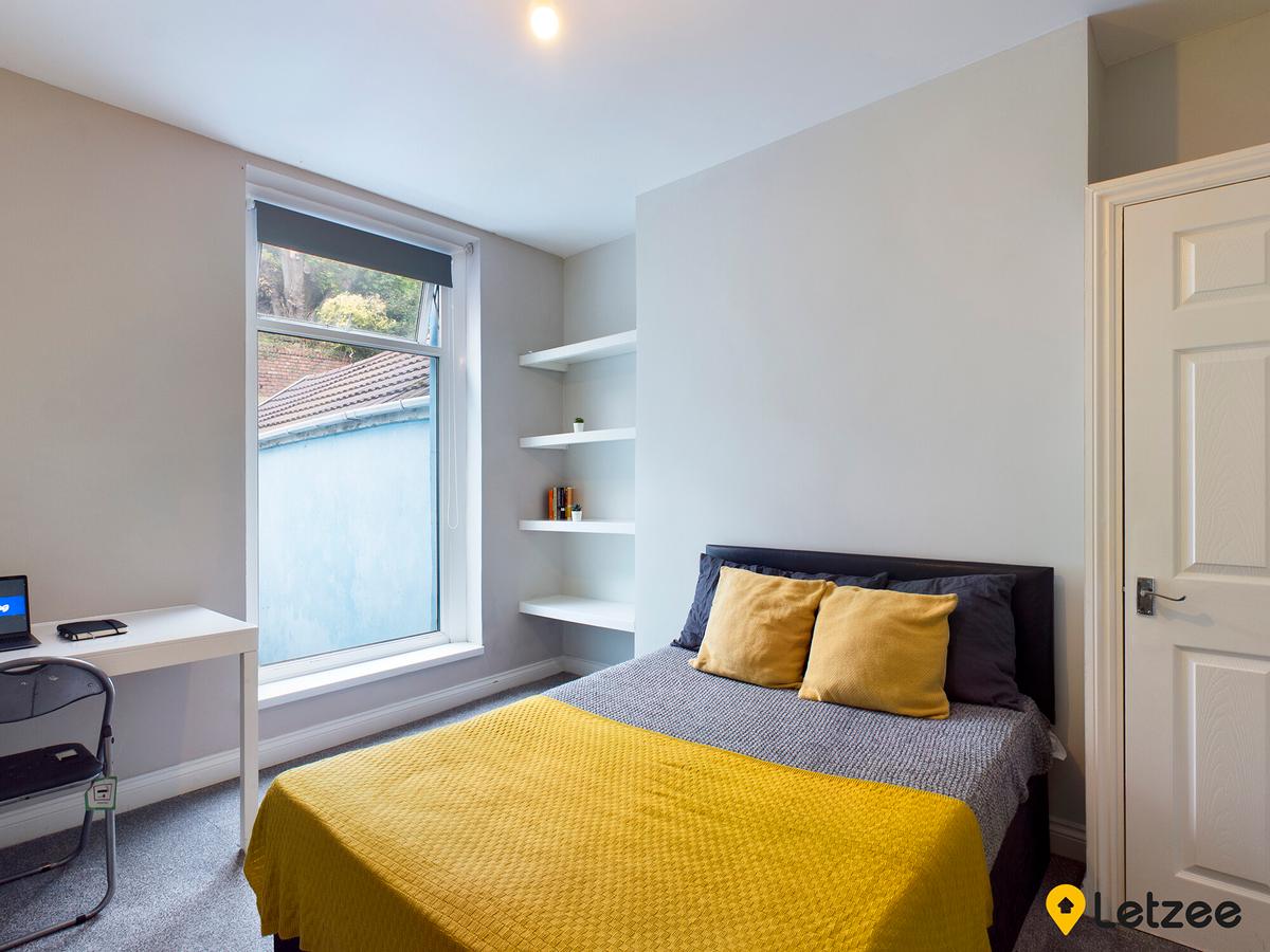 7 bedroom house for rent King Edwards Road, Swansea, SA1 4LW UniHomes