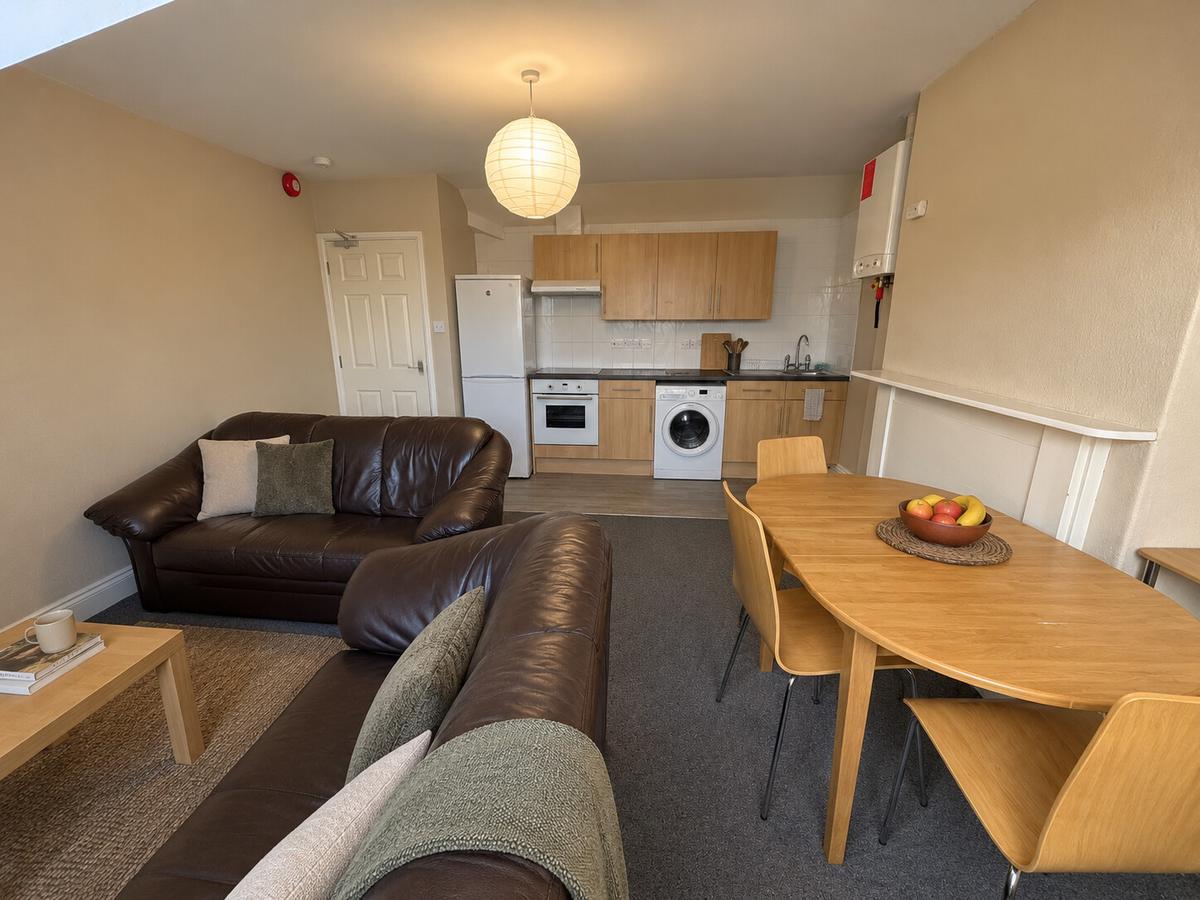 3 bedroom apartment on Redland Road, Redland, Bristol