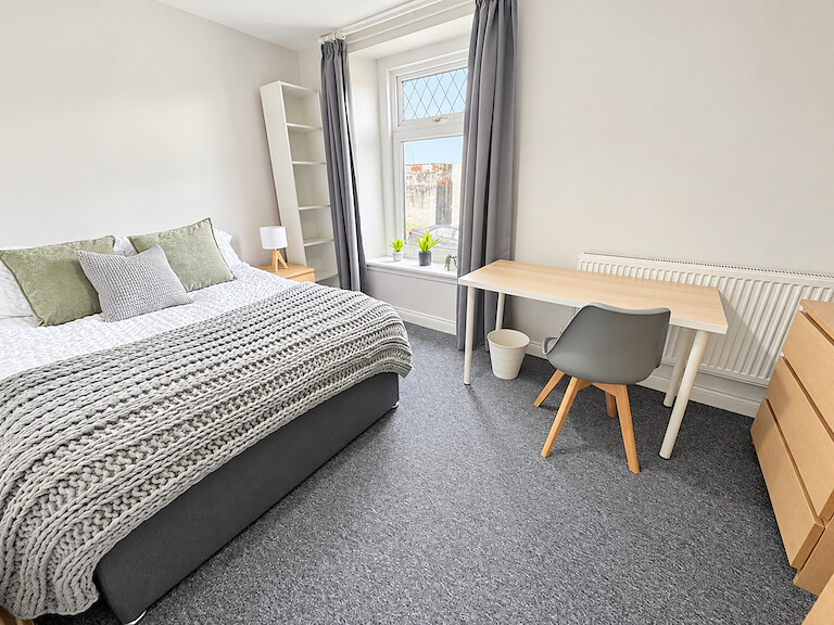 5 bedroom house on Miers Street, City Centre, Swansea