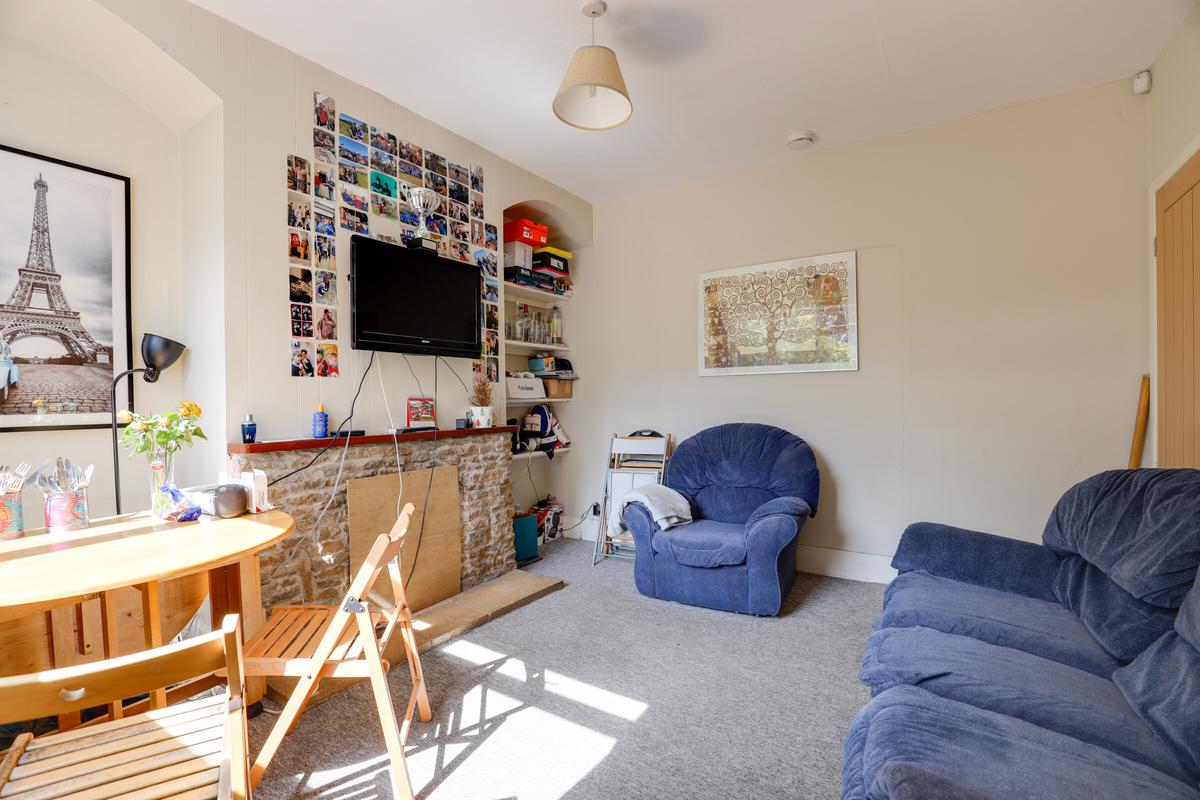 4 bedroom house for rent Lorne Road, Bath, BA2 3BY UniHomes