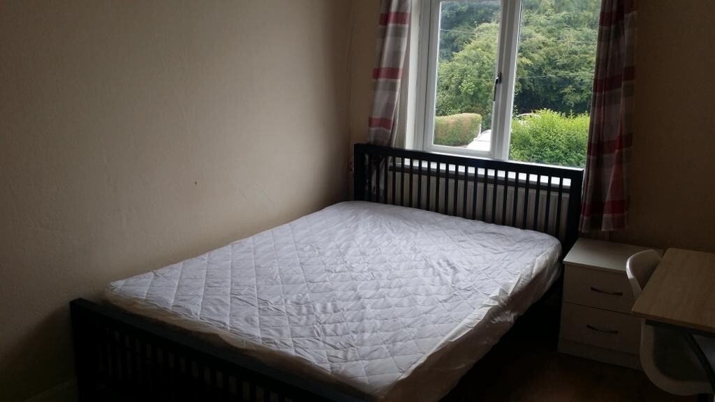 3 bedroom house for rent Wilford Lane, Nottingham, NG2 7RL UniHomes