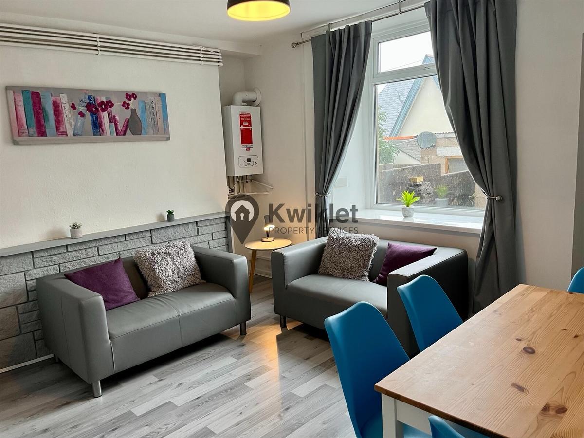 5 bedroom house on Tower Street, Treforest, Pontypridd