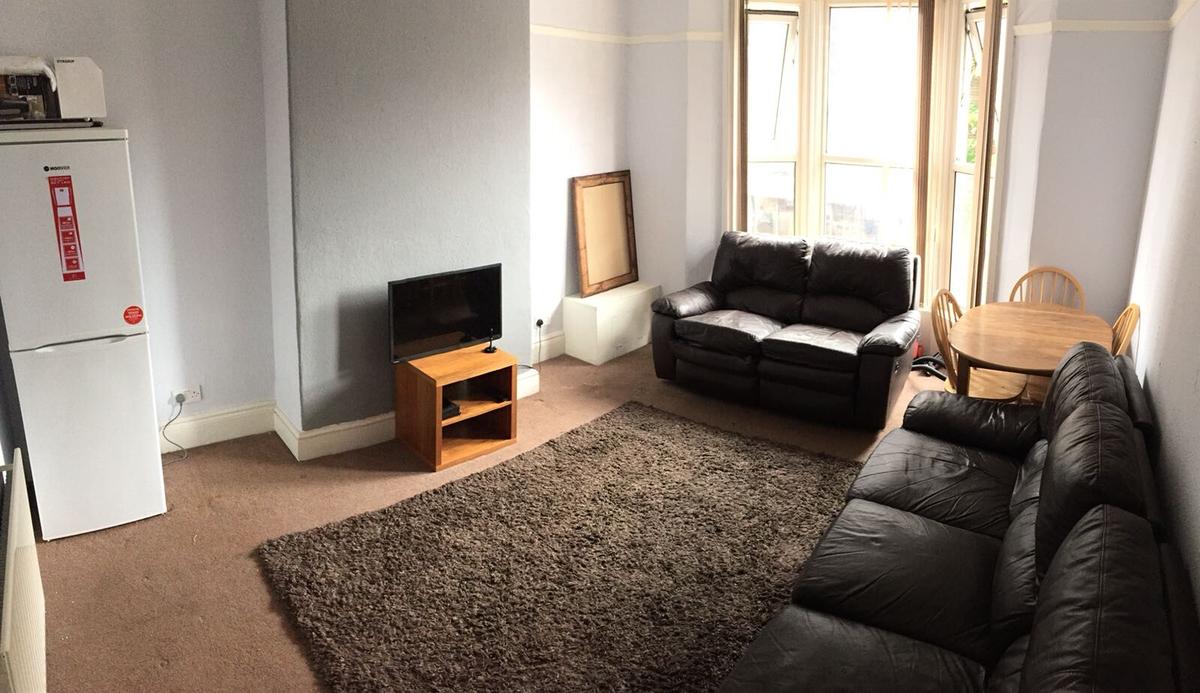 4 bedroom apartment for rent Glossop Road, Sheffield, S10 2QA UniHomes