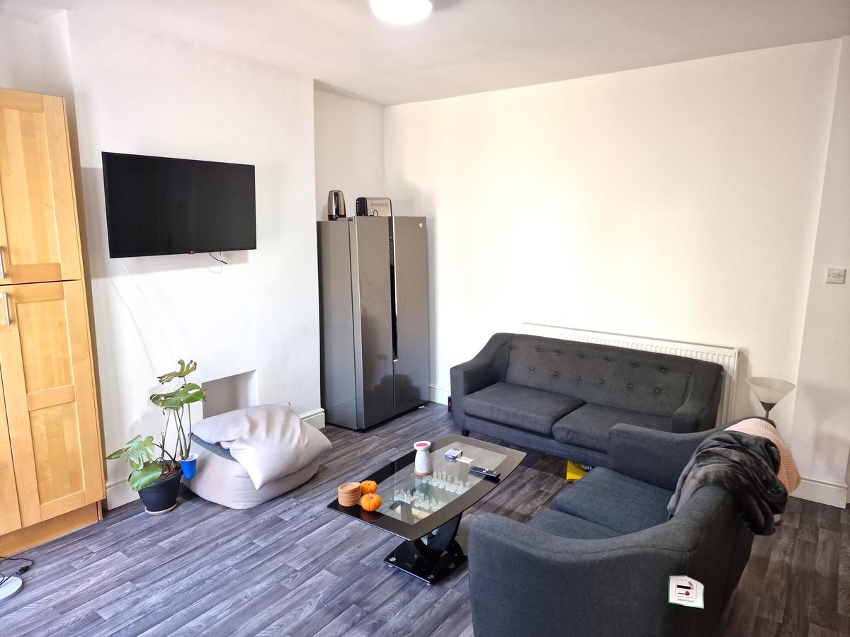 5 bedroom house for rent Sefton Road, Birmingham, B16 9DR UniHomes