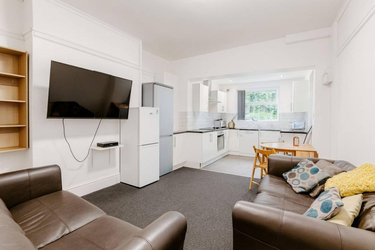5 bedroom house on Bates Street, Crookes, Sheffield