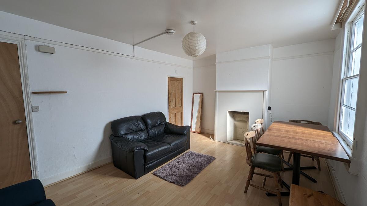 5 bedroom house for rent Brook Road, Bath, BA2 3RS UniHomes