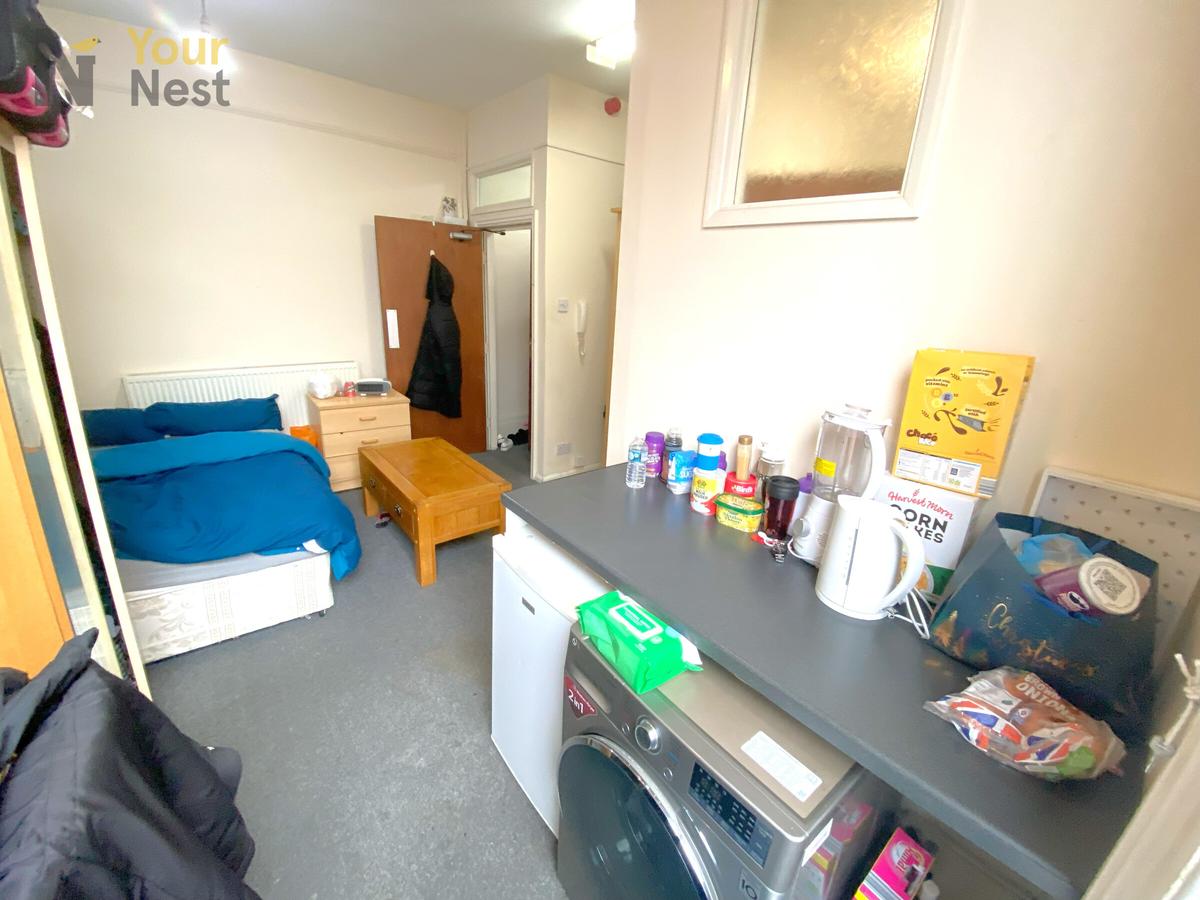 1 bedroom apartment for rent Hyde Park Road, Leeds, LS6 1AH UniHomes