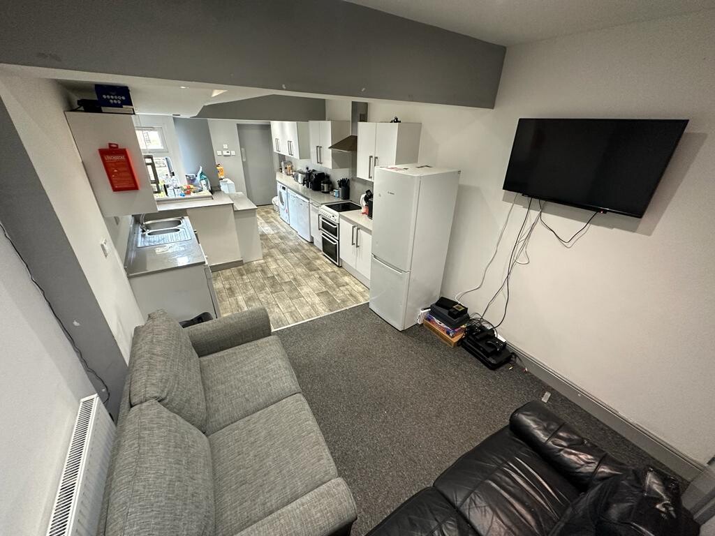 6 bedroom house for rent Tiverton Road, Birmingham, B29 6DA UniHomes