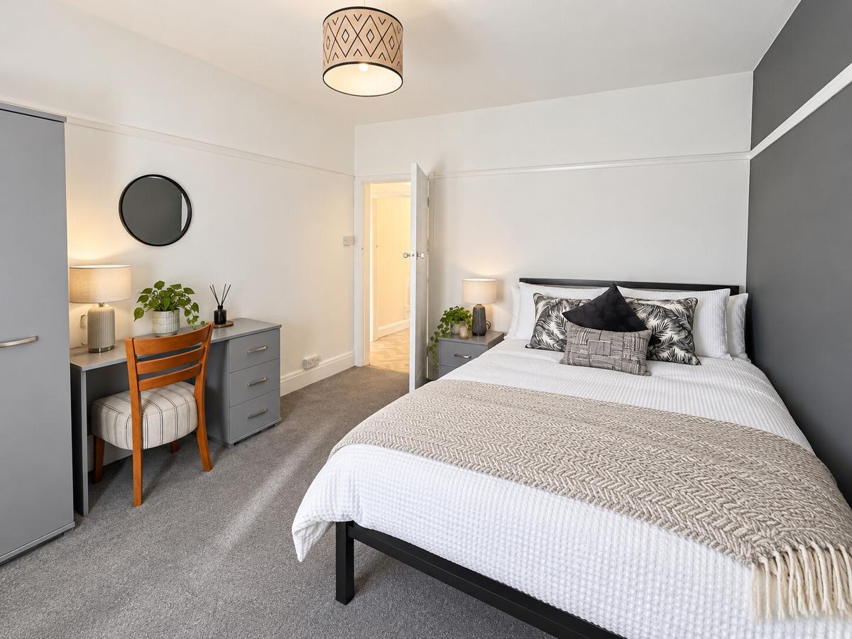 2 bedroom house on Beech Avenue, Holgate, York