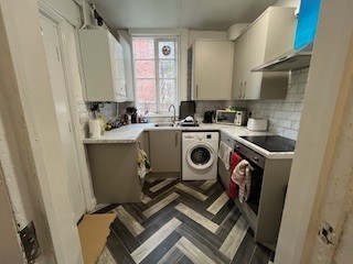 4 bedroom house on Devonshire Promenade, Lenton, Nottingham
