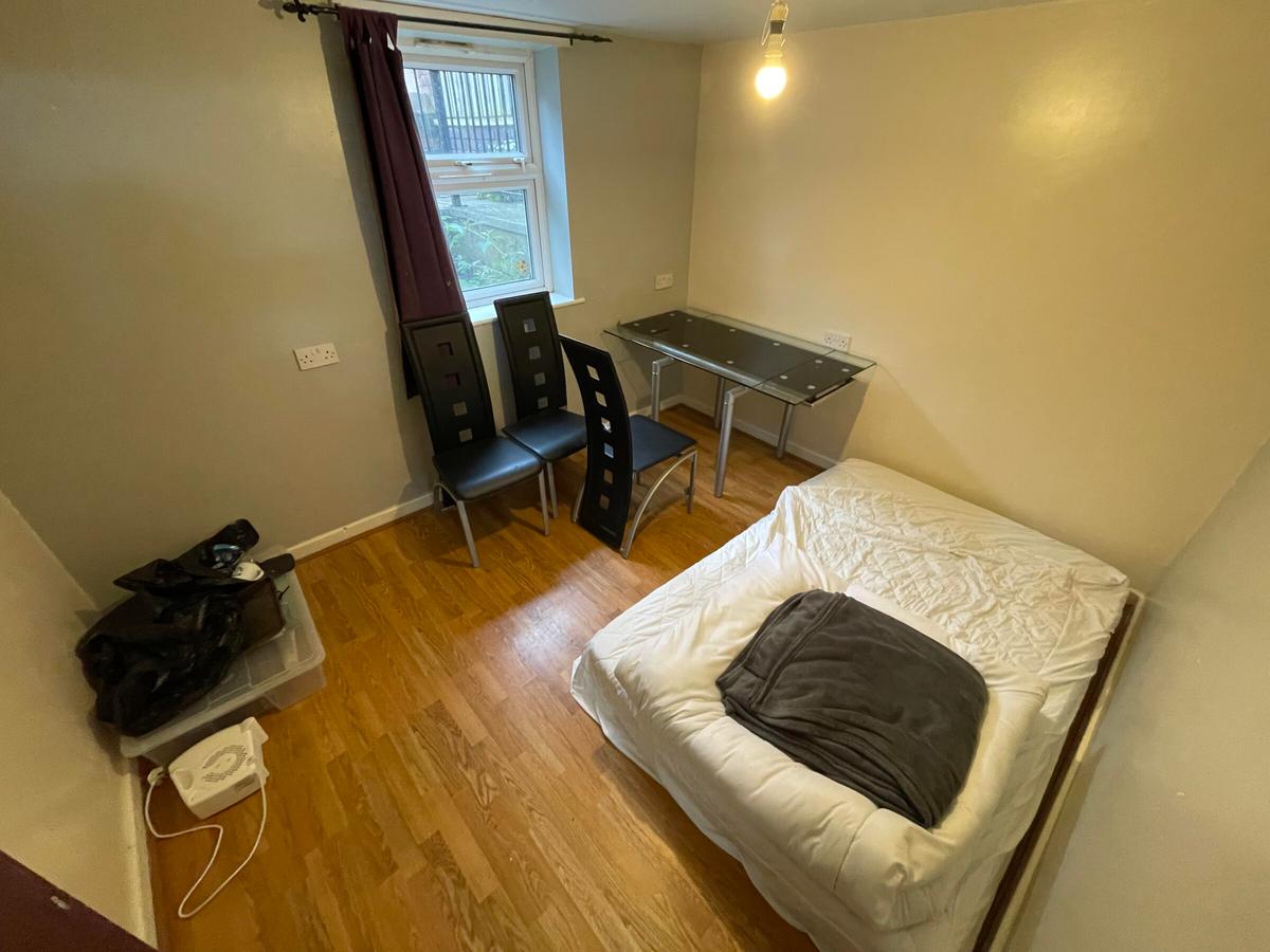 5 bedroom house for rent Beamsley Mount, Leeds, LS6 1LR UniHomes