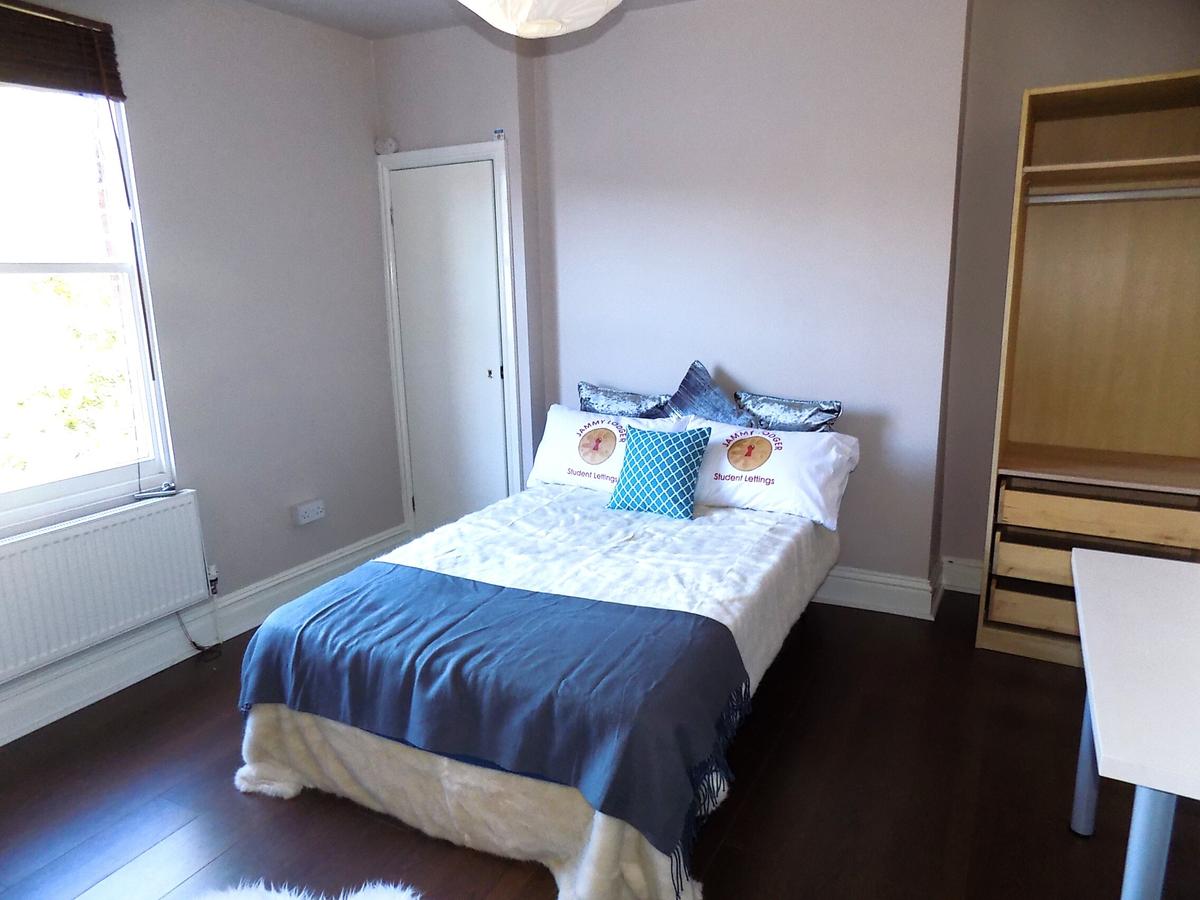 5 bedroom house for rent Kearsley Road, Sheffield, S2 4TE UniHomes