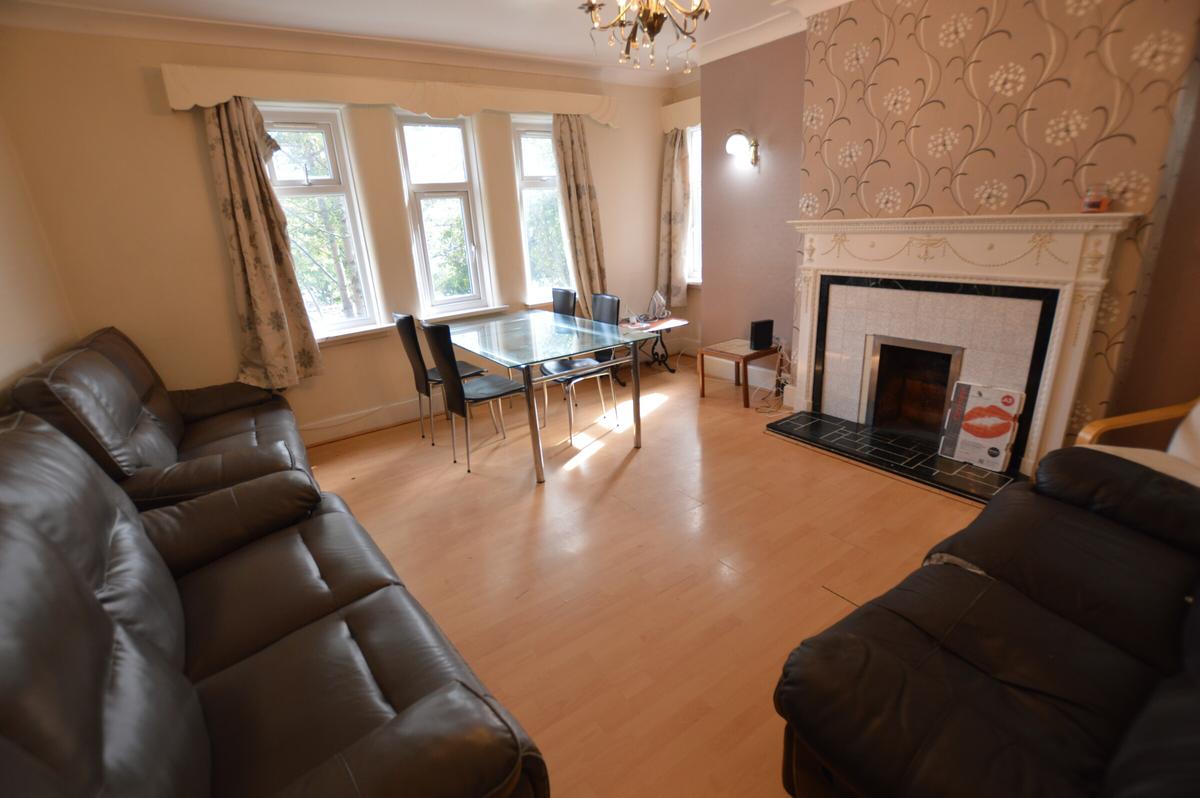 5 bedroom apartment for rent Sefton Court, Leeds, LS6 1LU UniHomes