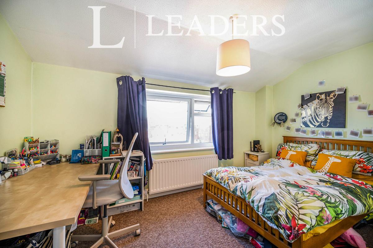 4 bedroom house for rent St Thomas's Street, Portsmouth, PO1 2HE UniHomes