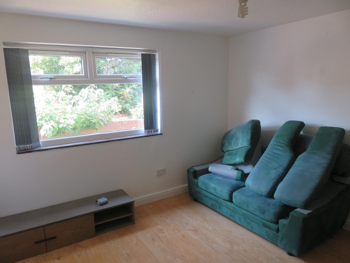 3 bedroom house for rent Willoughby Street, Nottingham, NG7 1SP UniHomes