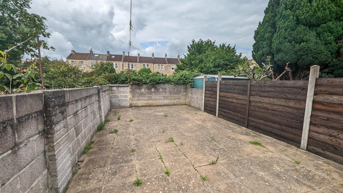 6 bedroom house for rent Triangle North, Bath, BA2 3JB UniHomes