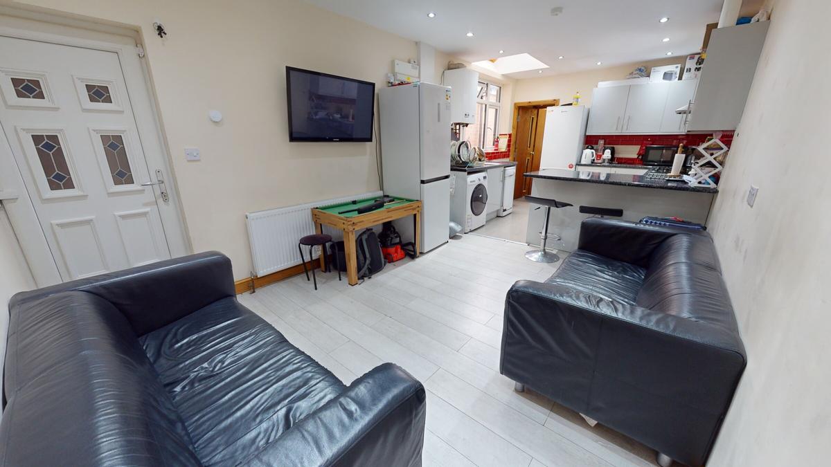 6 bedroom house for rent Tiverton Road, Birmingham, B29 6DB UniHomes