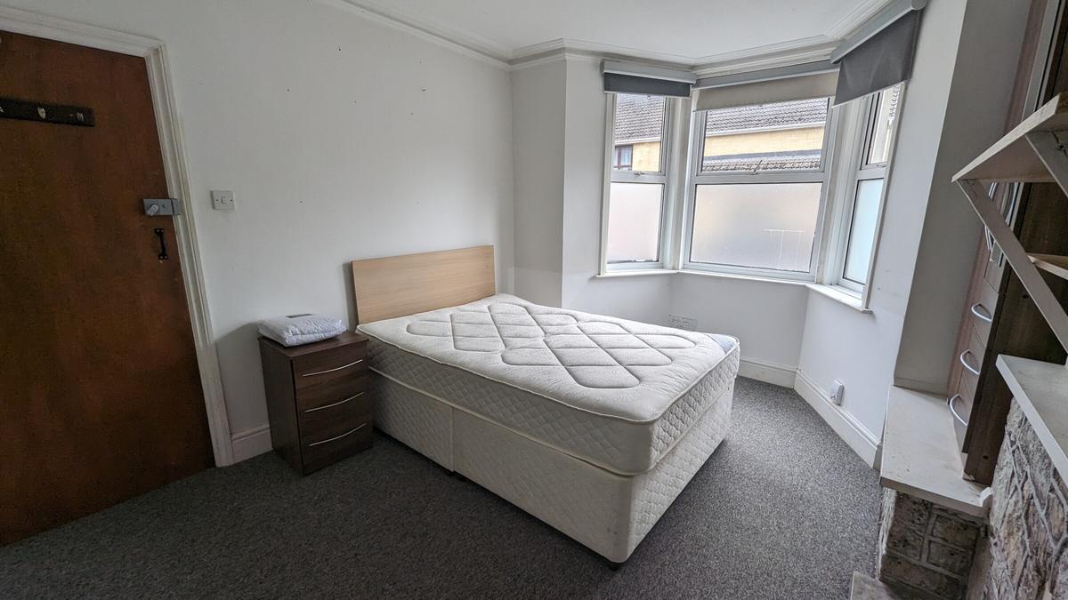 5 bedroom house for rent Triangle North, Bath, BA2 3JB UniHomes