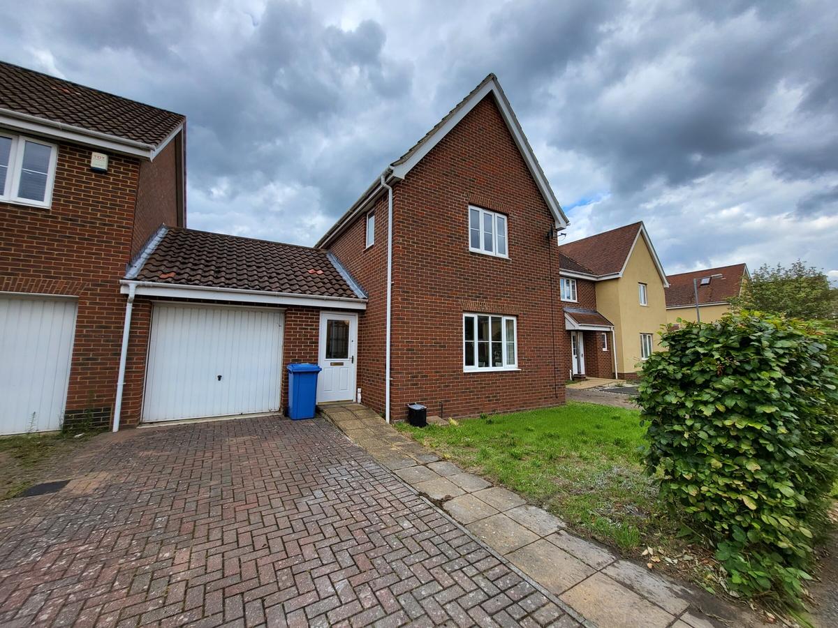 3 bedroom house for rent Roe Drive, Norwich, NR5 8BT UniHomes