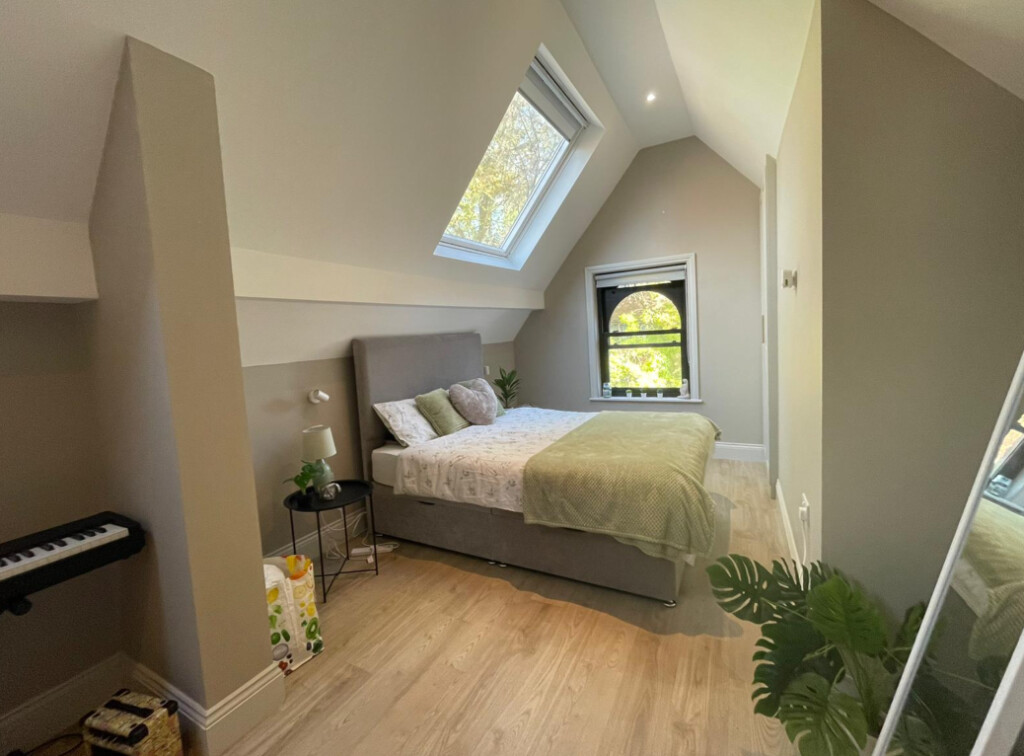 3 bedroom apartment on 38 Hyde Terrace, City Centre, Leeds