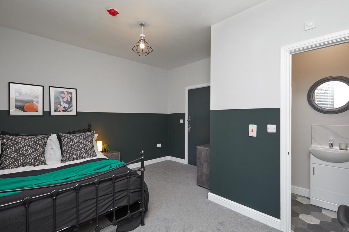 5 bedroom house for rent Hucknall Road Nottingham, NG5 1AD UniHomes