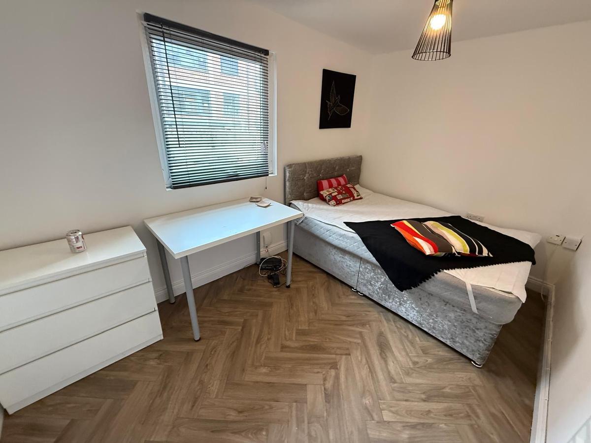 1 bedroom apartment on Humberstone Gate, City Centre, Leicester