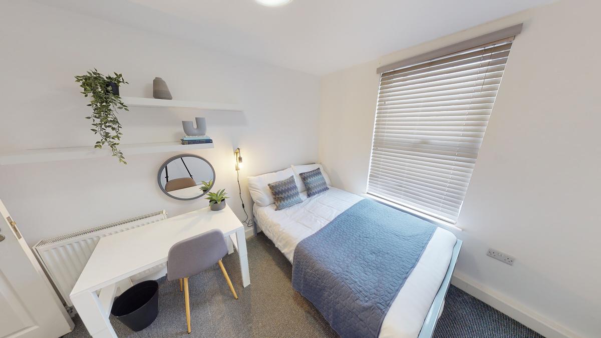 8 bedroom house for rent Gilroy Road, Liverpool, L6 6BG UniHomes