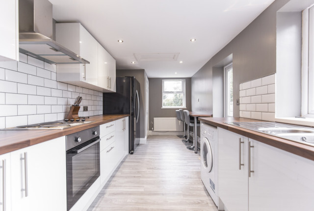 6 bedroom house on Cranbrook Avenue, Newland, Hull